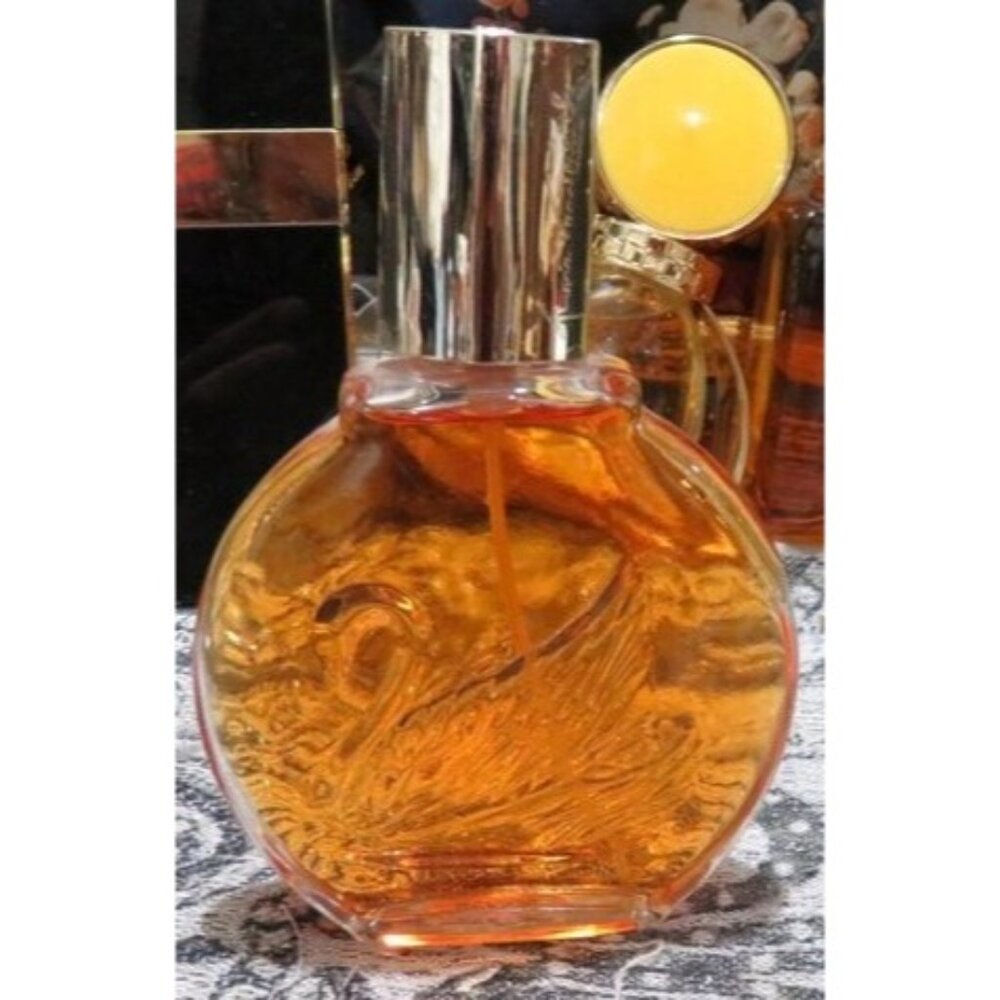 VANDERBILT by Gloria Vanderbilt EDT SPRAY 1.7 OZ jasmine rose blossom